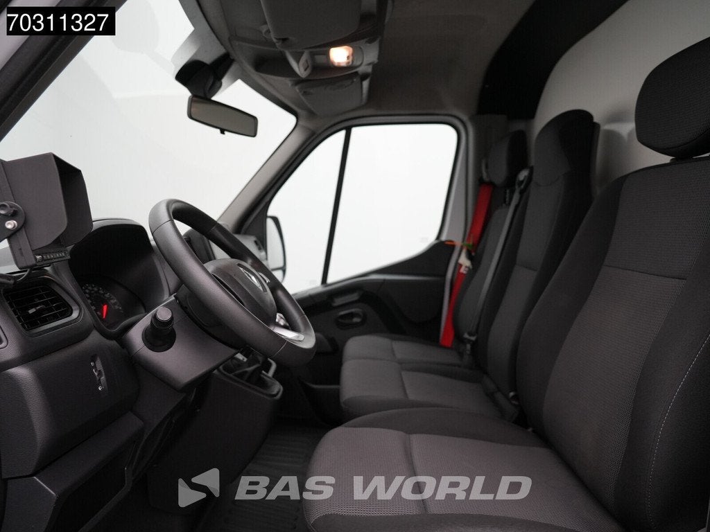 Renault Master 145PK Lowliner Bakwagen LED Navi Airco Cruise, Auto's, Bestelwagens en Lichte vracht, Stof, Gebruikt, 4 cilinders