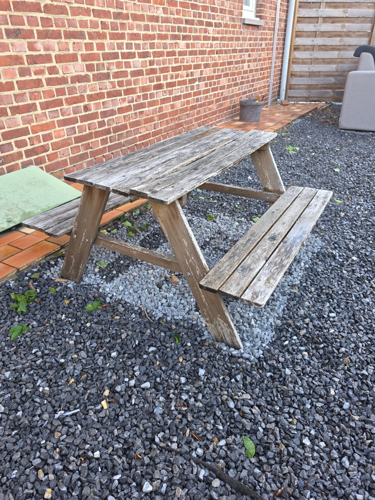 Tuinbankje voor kinderen., Tuin en Terras, Picknicktafels, Gebruikt, Rechthoekig, Hout, Ophalen