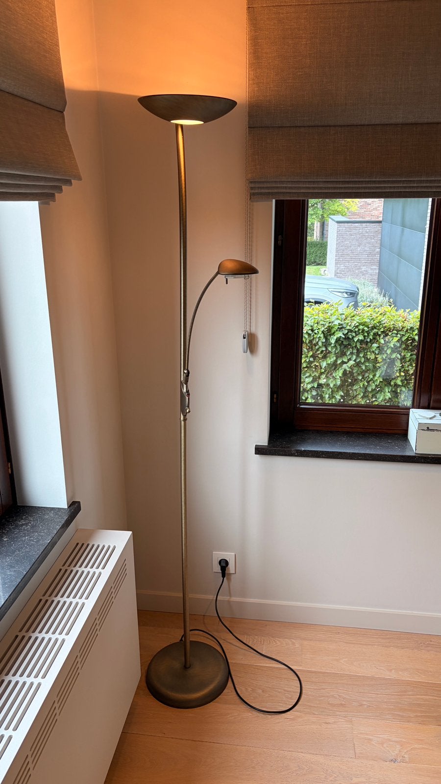 Staanlamp vloerlamp verguld goud met aparte leeslamp, Ophalen, Zo goed als nieuw