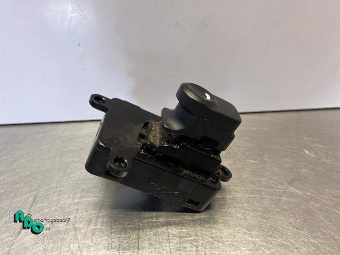 Commutateur vitre électrique d'un Hyundai I30 (I30 07-), Autos : Pièces & Accessoires, -, 3 mois de garantie, Utilisé, Hyundai