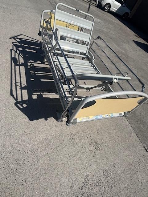 Lit d'Hopital motorisé, Divers, Enlèvement, Utilisé