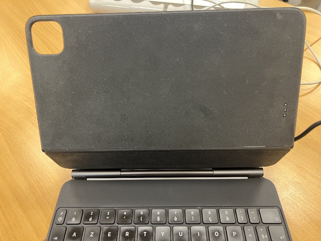 Apple Magic Keyboard 11 inch, Computers en Software, Ophalen, Gebruikt, Ergonomisch, Azerty