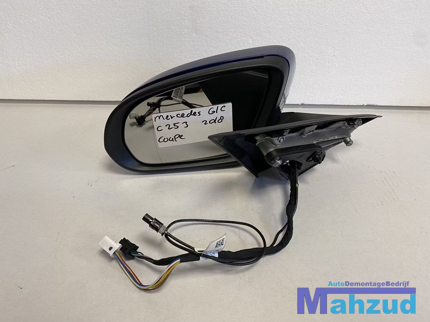 MERCEDES GLC COUPE C253 Blauw Links spiegel left mirror blue, Mercedes-Benz AG, Mercedes-Benz, Utilisé, Mercedesstrasse 120
70372  Stuttgart, DE