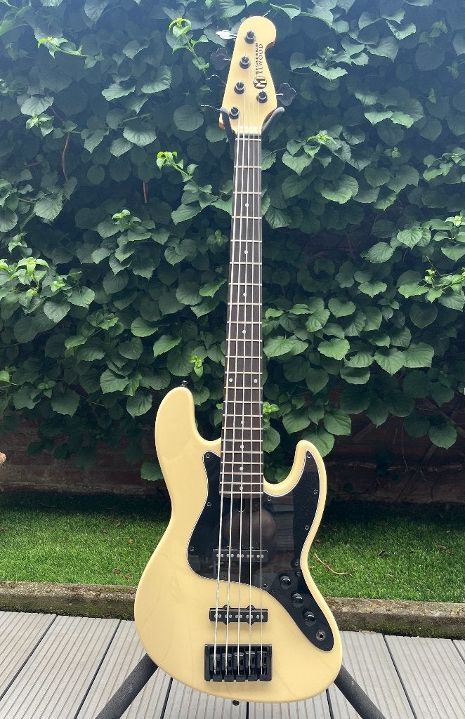 Maruszczyk Elwood 5P Jazz bas, Muziek en Instrumenten, Snaarinstrumenten | Gitaren | Bas, Zo goed als nieuw, 5-snarig, Ophalen of Verzenden