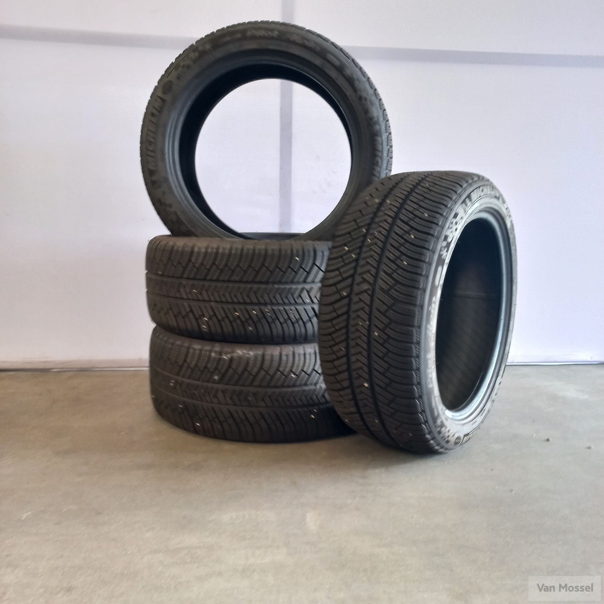 Michelin Pilot Alpin 255/45/R17 100V, Gebruikt, 255 mm, -, -