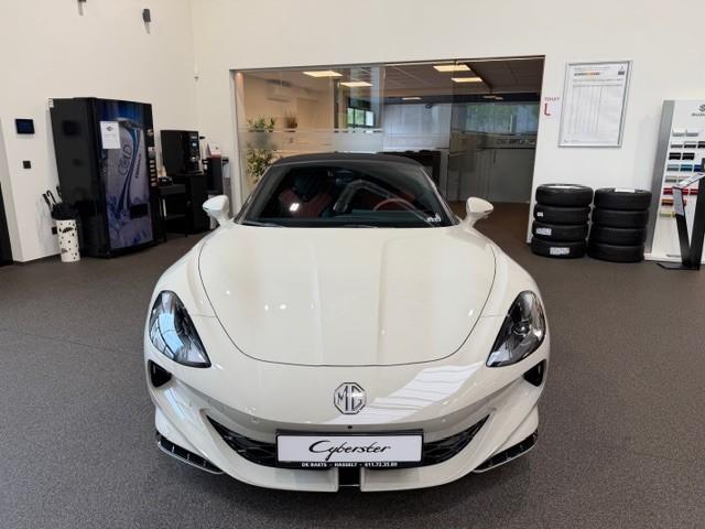 MG Cyberster 77 kWh Trophy Extended Range, Auto's, MG, Automaat, 1885 kg, Cabriolet, Alcantara