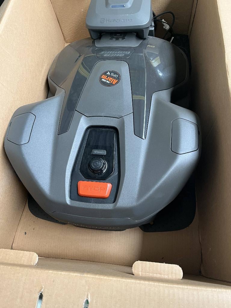 Husqvarna 450x Nera (incl beschermhuis), Ophalen, Nieuw, Husqvarna