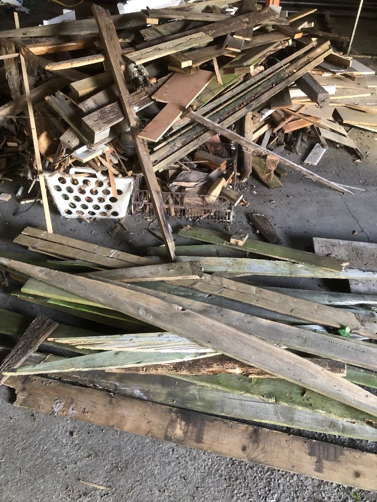 gratis stookhout en droog in de loods, Tuin en Terras, Ophalen