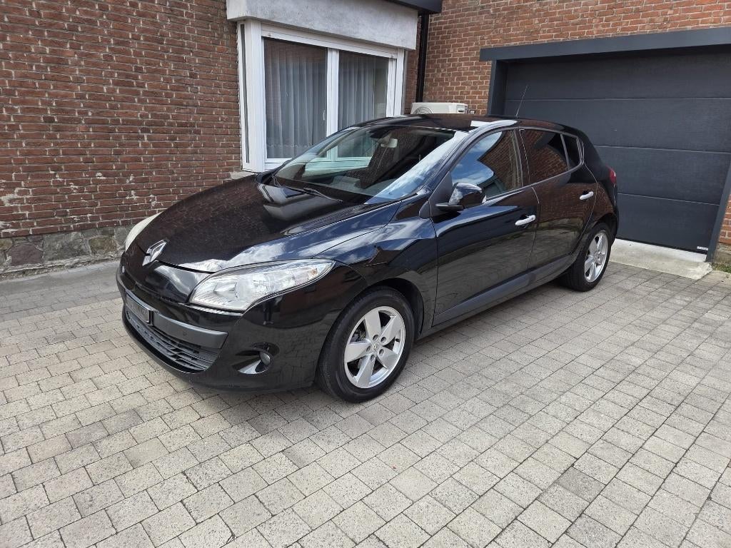 Renault Megane 1.5 dci, Auto's, Euro 5, Stof, Zwart, 4 cilinders