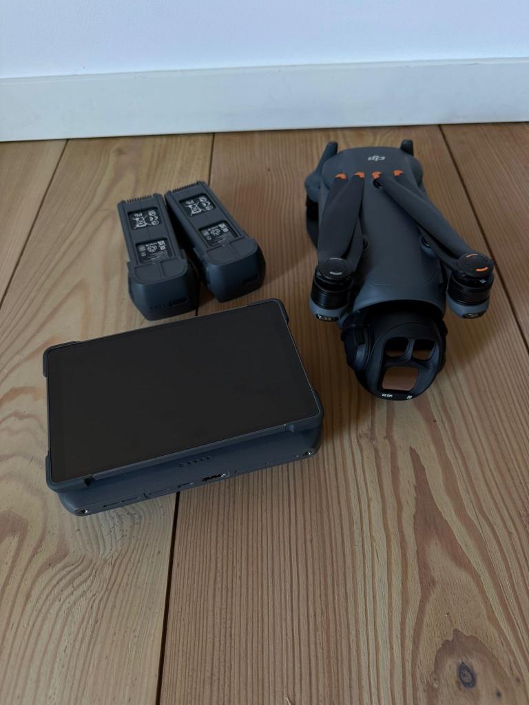 DJI mavic 4 pro 512 GB combo + RC pro 2 (nieuw 3450 euro), Neuf, Qualité supérieure, Drone professionnel, DJI