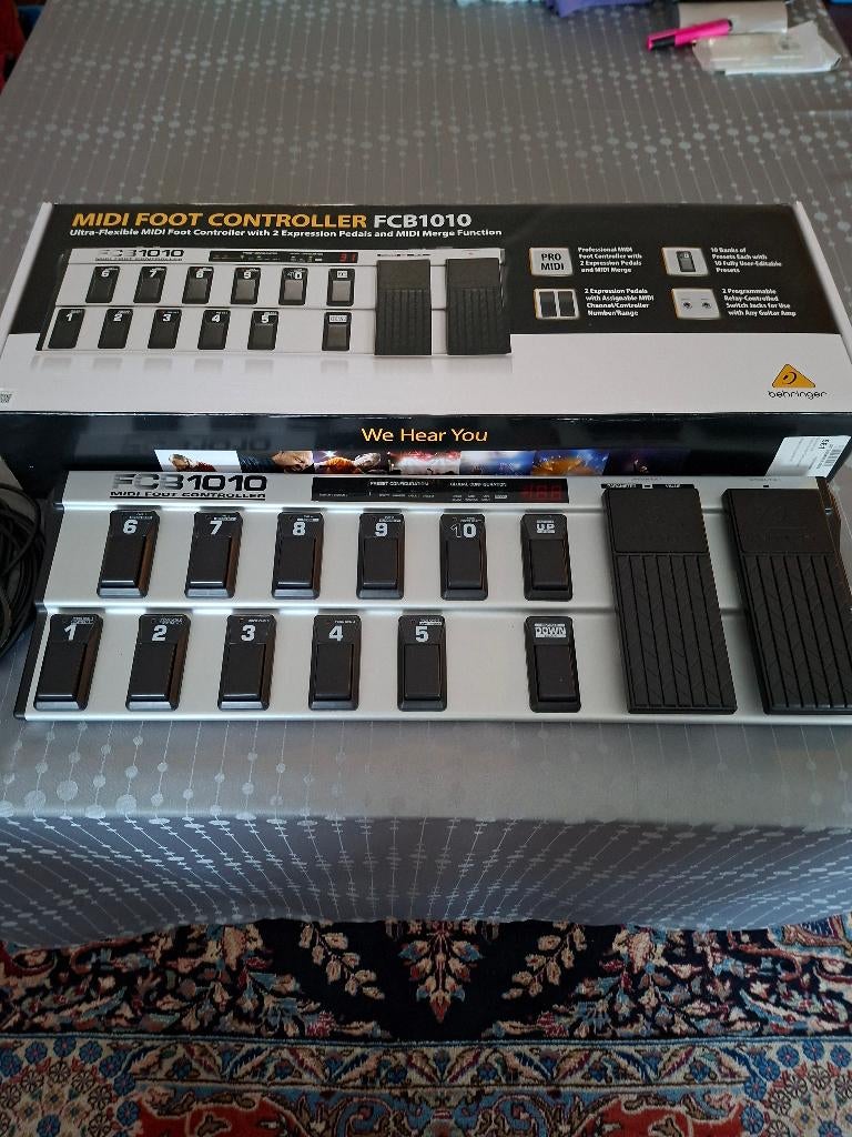 Behringer FCB 1010 Midi Footcontroller, Enlèvement, Comme neuf