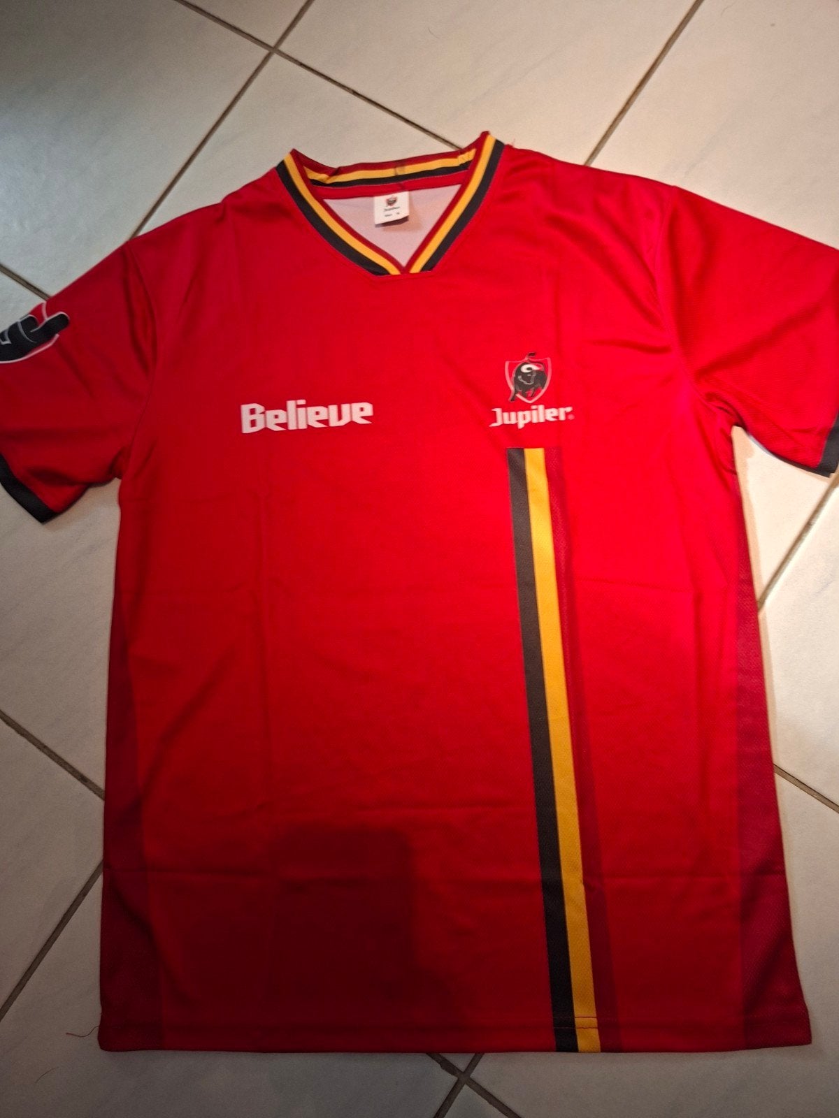 t shirt rode duivels, Taille M, Enlèvement ou Envoi, Maillot