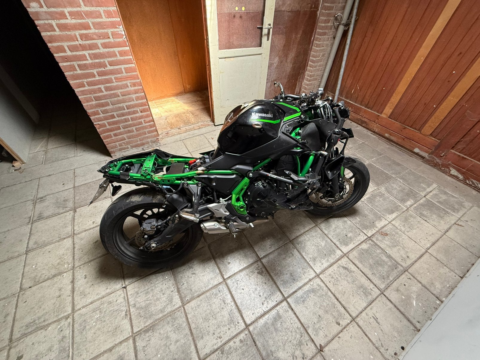 Kawasaki Z650, Particulier