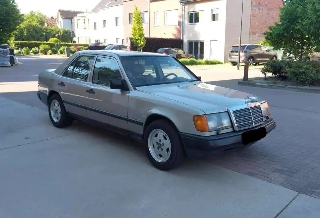 mercedes w124 2.3 benzine automaat, foto 2