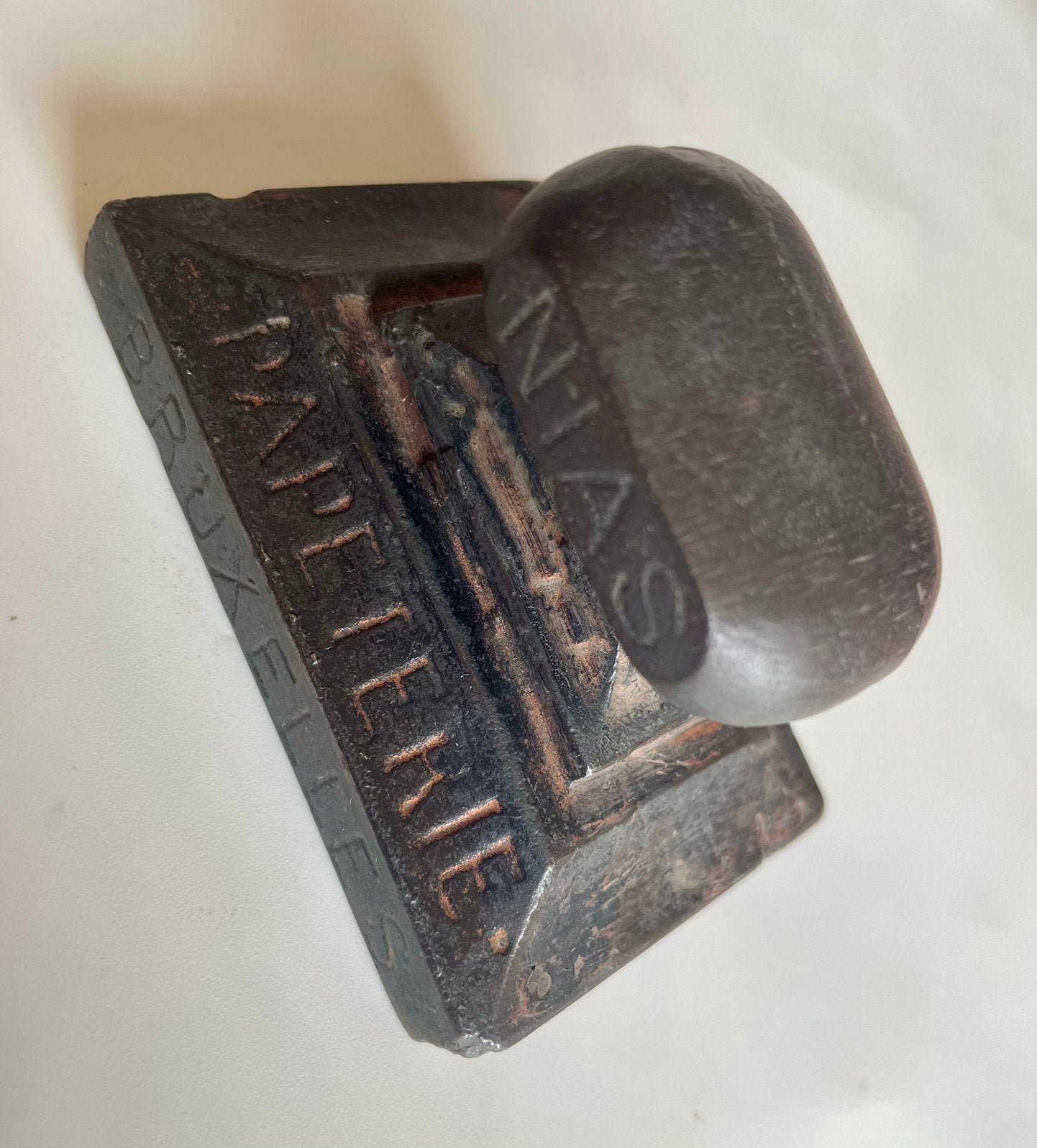 Metalen presse-papier Papeterie Nias Bruxelles, Ophalen of Verzenden