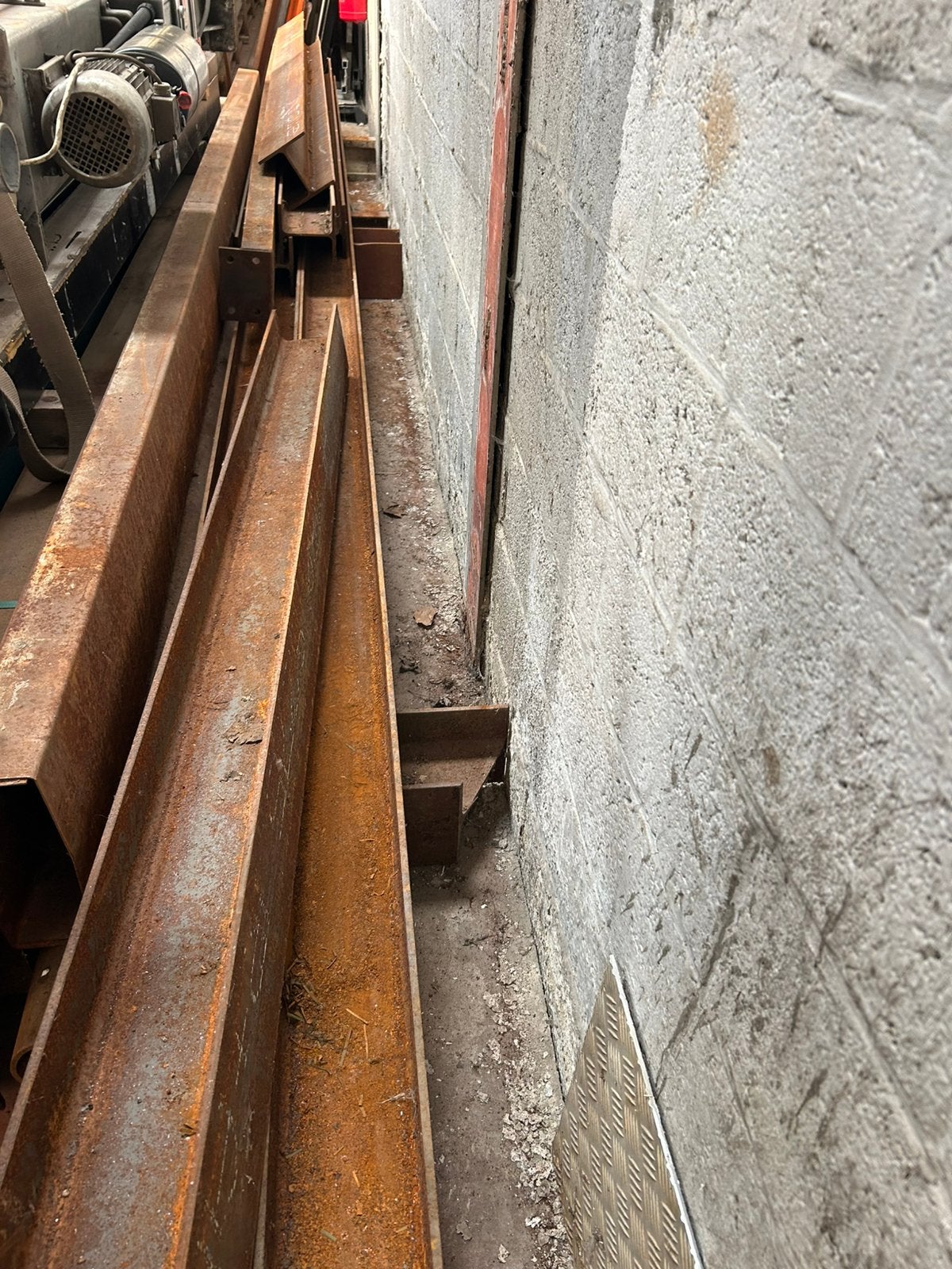 DIV HEA 160 ijzeren balken 2,48m en 3,48m, Bricolage & Construction, Métaux, Enlèvement, Comme neuf, Fer