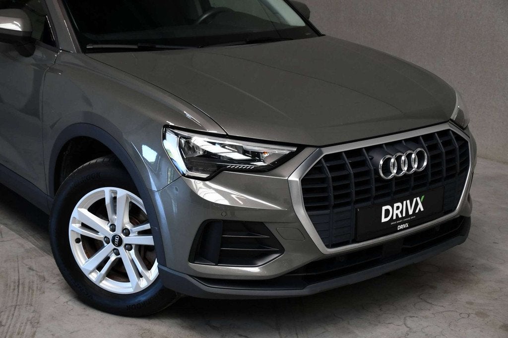 Audi Q3 Q3 Sportback PHEV l Adaptive Cruise Control l Camera, Argent ou Gris, Achat, Noir, 5 portes