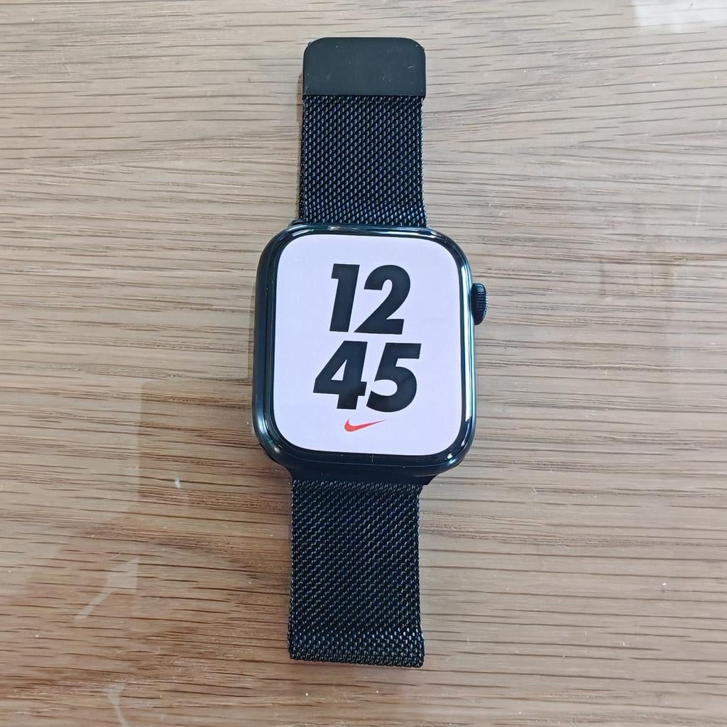 Apple Watch 7+ accessoires, Handtassen en Accessoires, Smartwatches, Conditie
