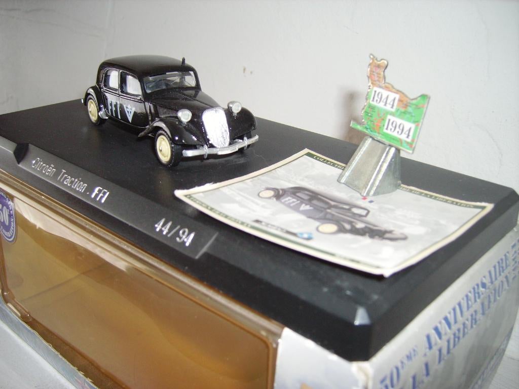 SOLIDO 4494/39 - 50 ANNIVERSAIRE DE LA LIBERATION, Hobby en Vrije tijd, Modelauto's | 1:43, Ophalen of Verzenden, Nieuw, Auto