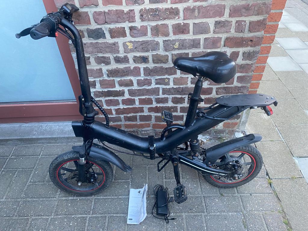 Elecktriche fiets voor onderdelen, Fietsen en Brommers, Fietsen | Vouwfietsen, Ophalen, Zo goed als nieuw