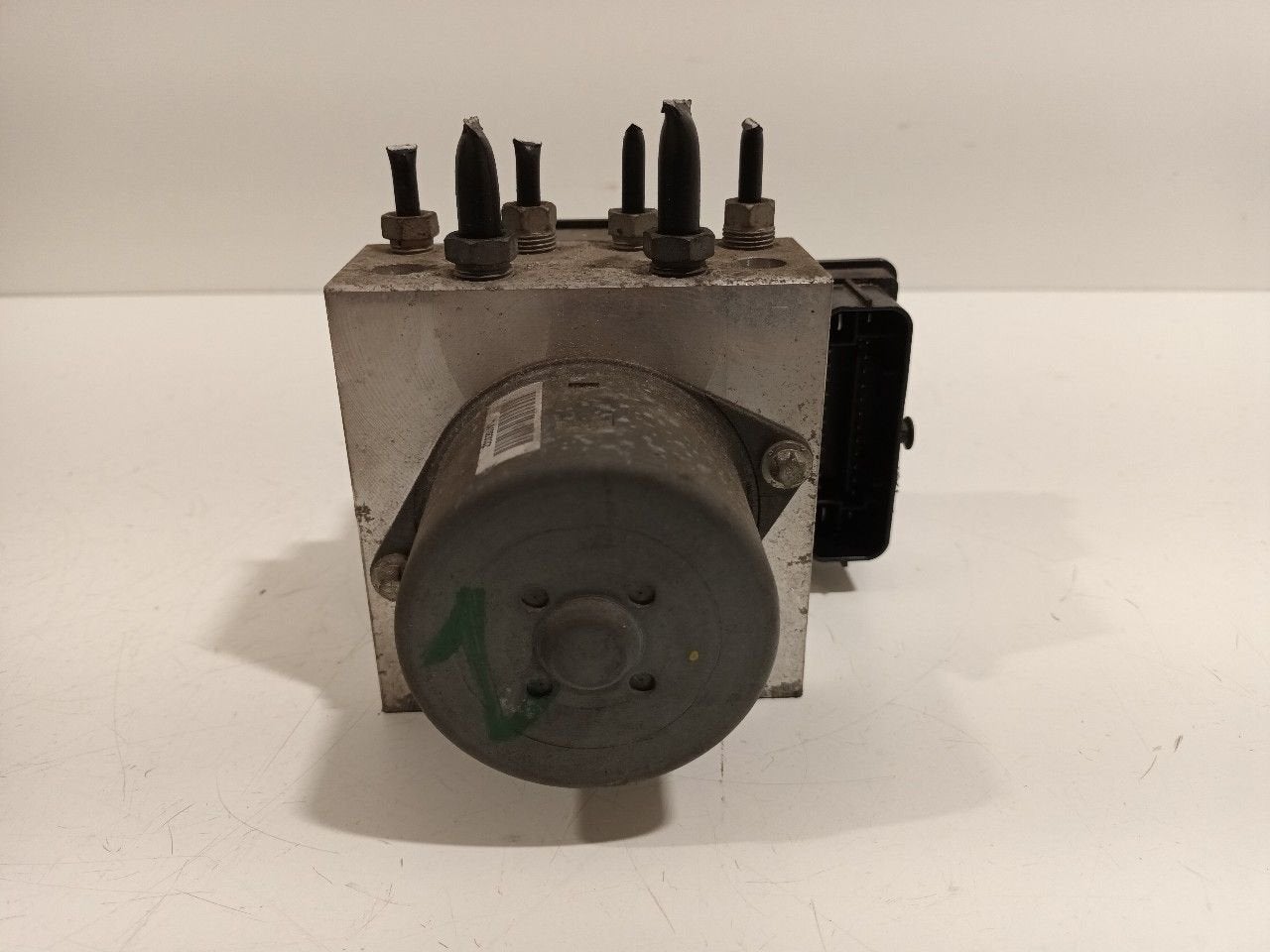 Abs pomp Ford Mondeo, Onderdelen@venauto.nl, Van der Ven Autorecycling B.V., Gebruikt, Ettenseweg 76, 4706 PB Roosendaal, The Netherlands