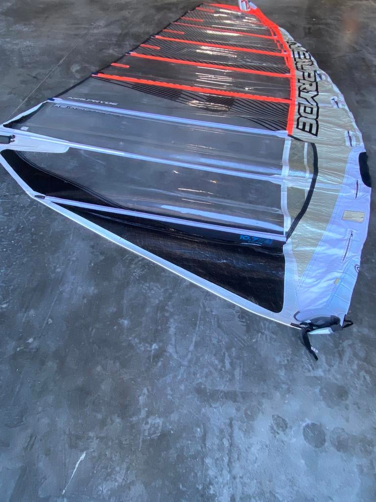Np rs racing evo5 10,7, Sports nautiques & Bateaux, Planche à voile, Enlèvement, Comme neuf, Mât