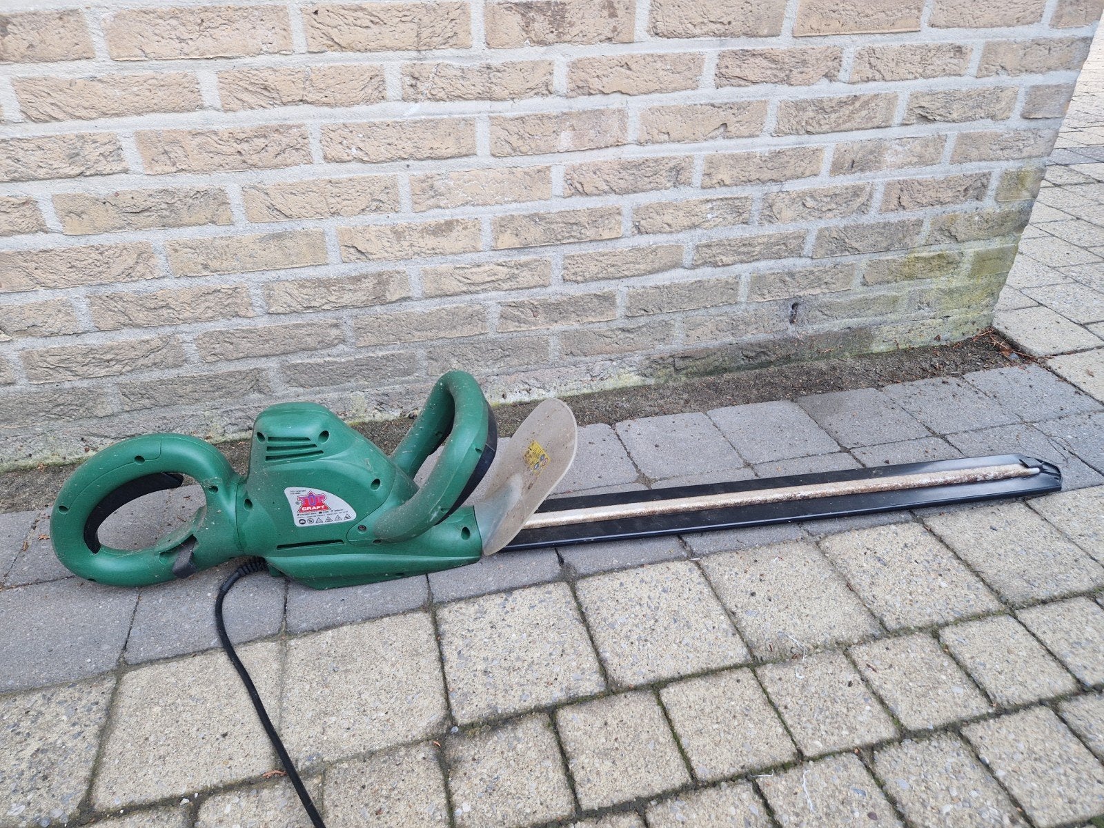 Haagscharen en bladblazer, Ophalen