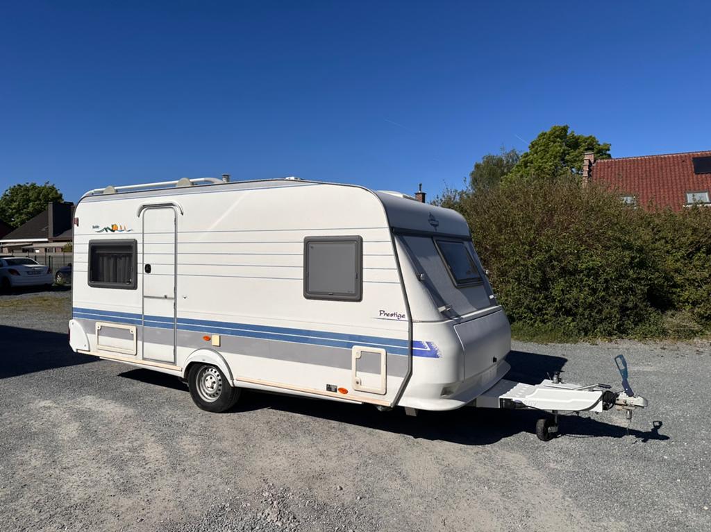 Hobby 460UFe, Vast bed, Rondzit, Hobby, Schokbreker