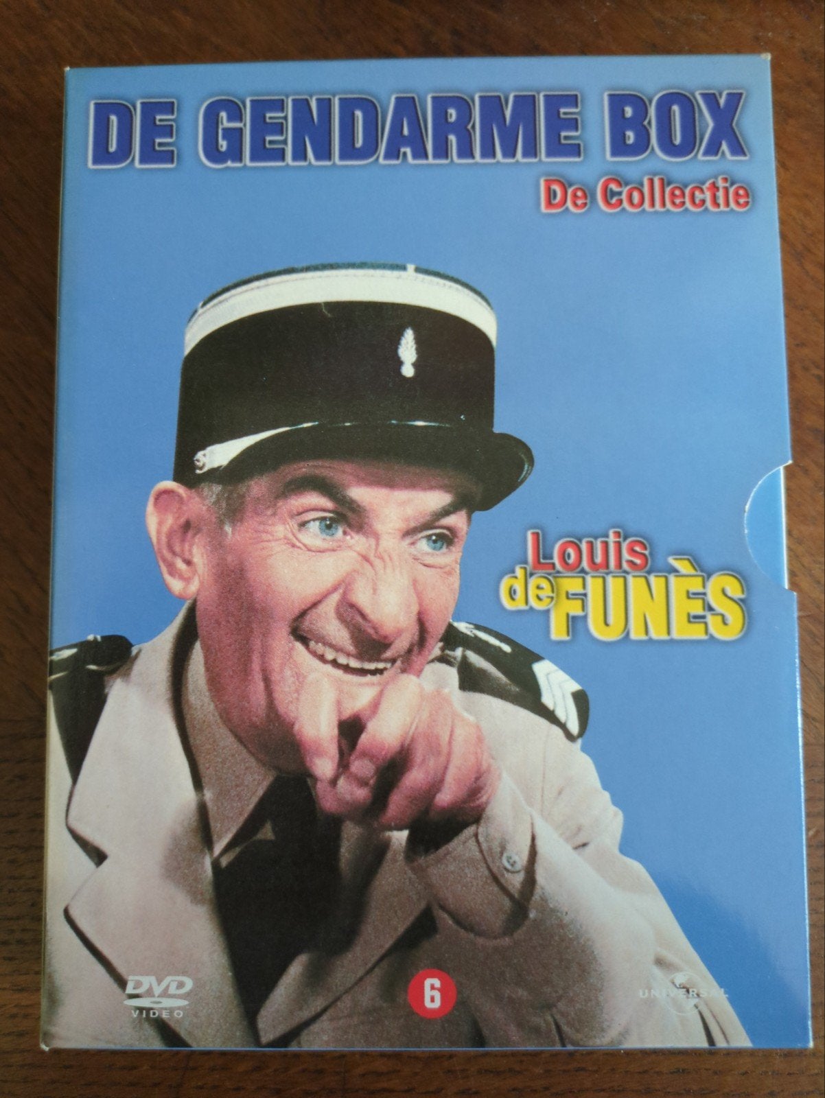 De gendarmebox - Louis de Funes, Enlèvement ou Envoi
