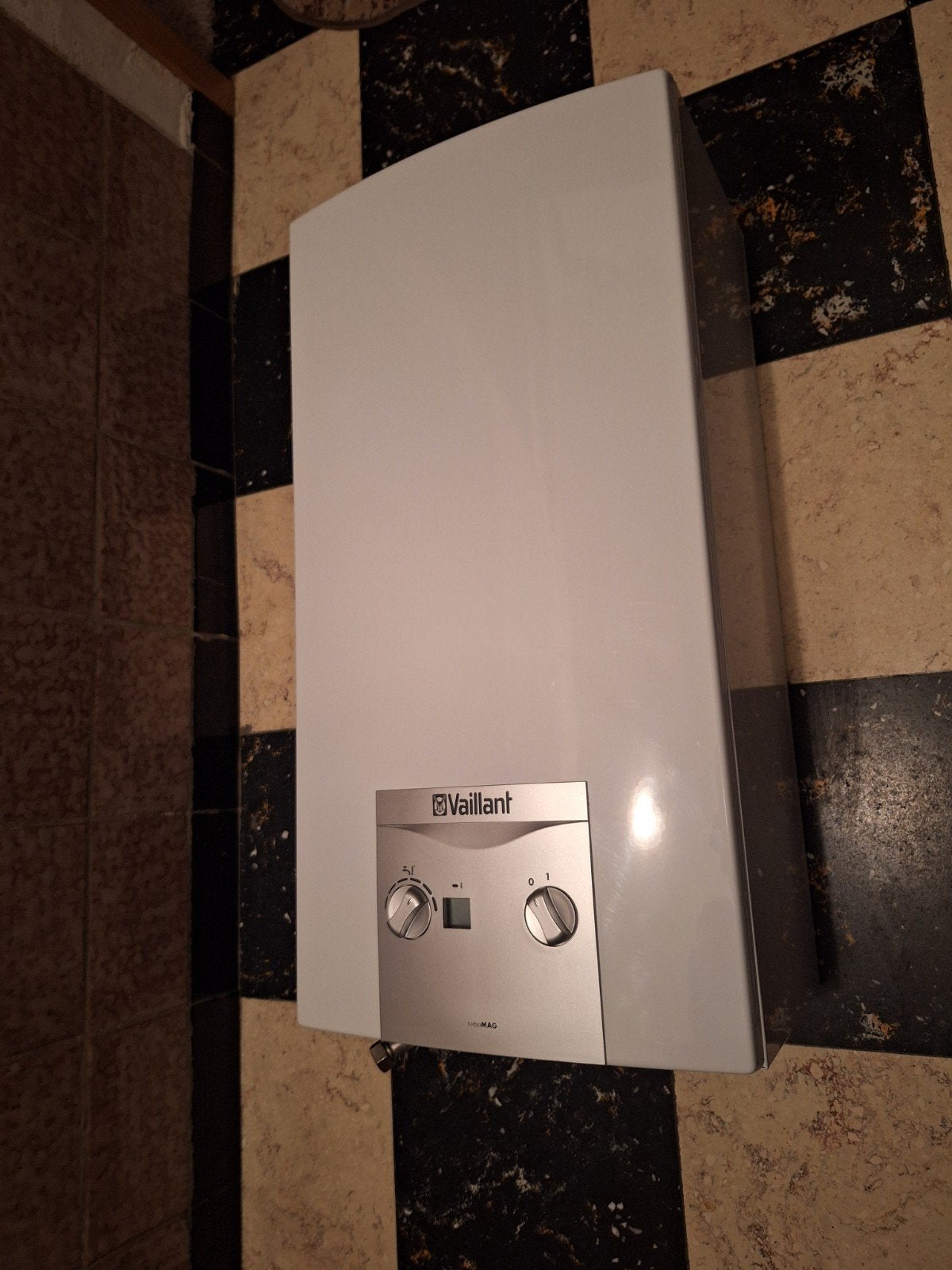 Chauffe eau vaillant turbomag au gaz, Bricolage & Construction, Enlèvement