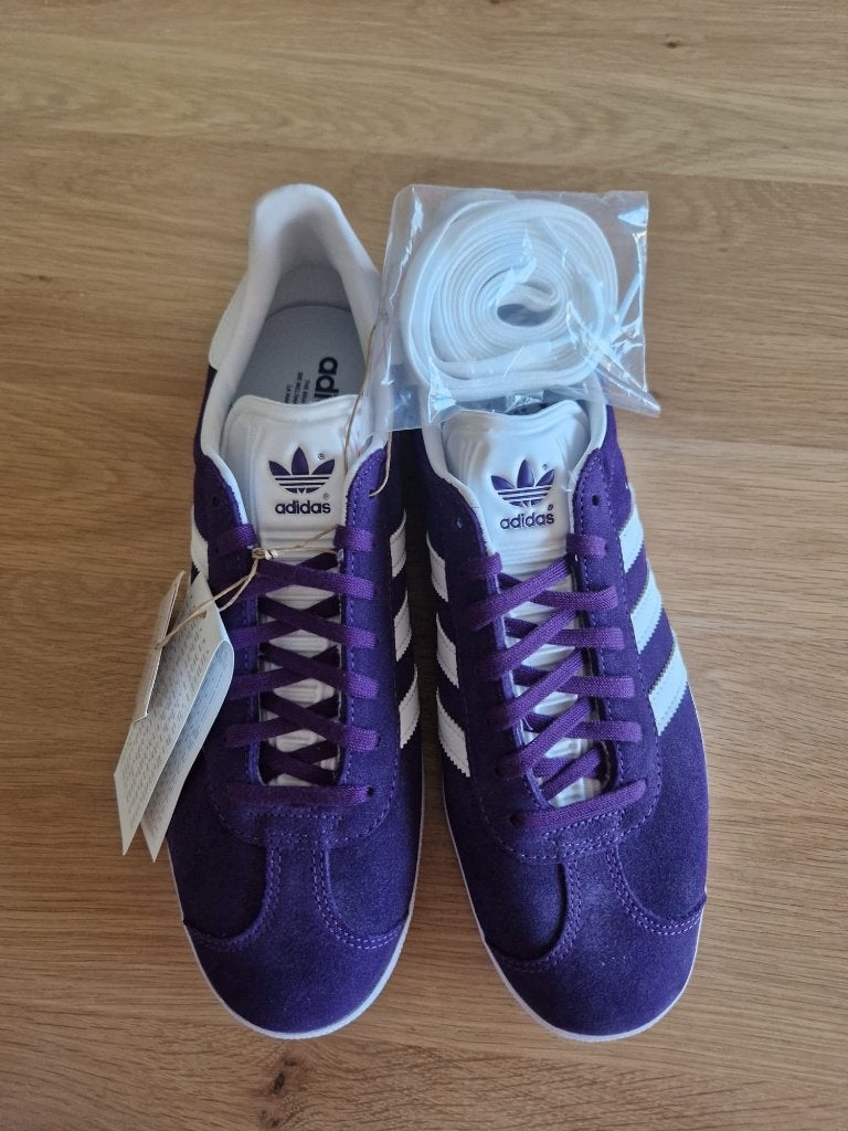 Adidas Original Gazelle paars - maat 44, Overige kleuren, Nieuw, Ophalen of Verzenden, Adidas