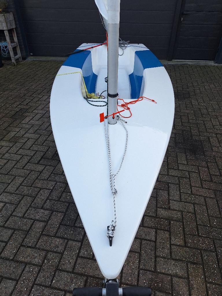 Triss racer zeilboot, Watersport en Boten, Open zeilboten, Laser, Ophalen, Laser