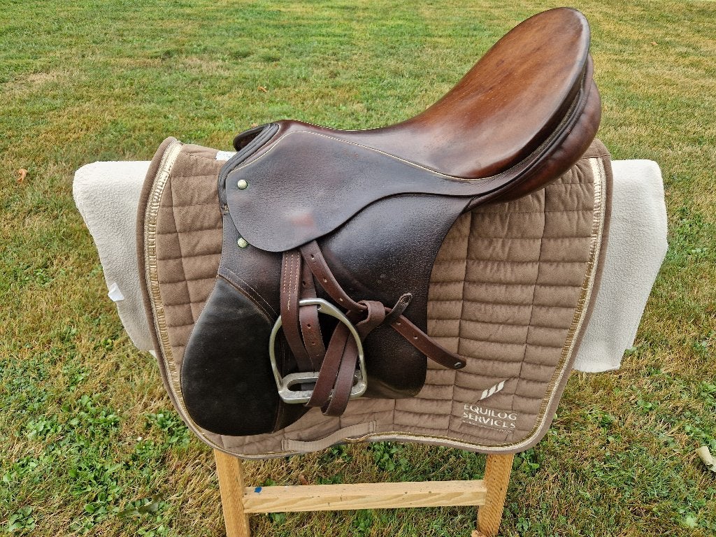 Passier Grand Gilbert dressuurzadel, Dieren en Toebehoren, Paarden en Pony's | Zadels, Ophalen, Gebruikt, Passier, M (17 inch)