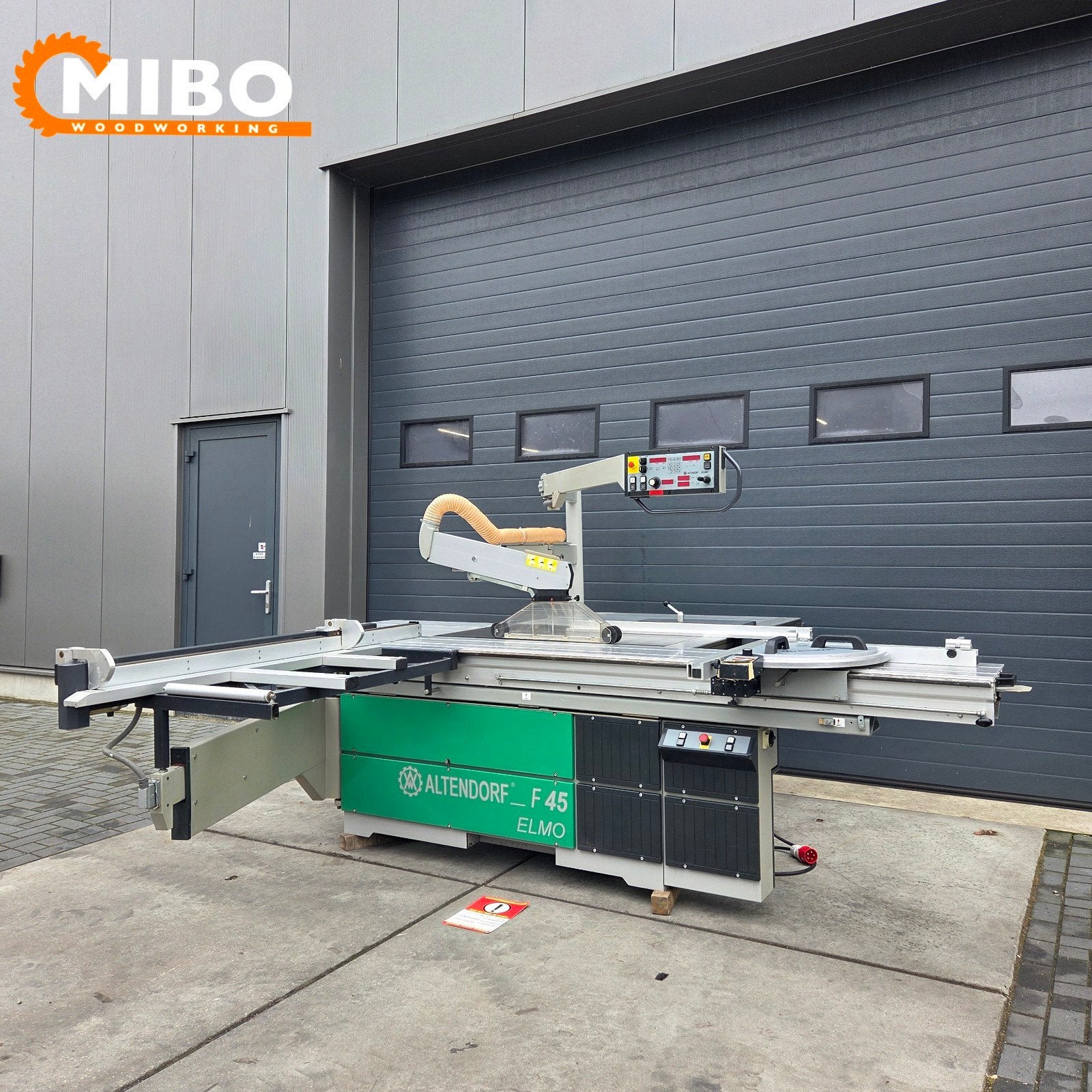 Altendorf F45 Formaatzaag 3200mm 4assen cnc paneelzaag