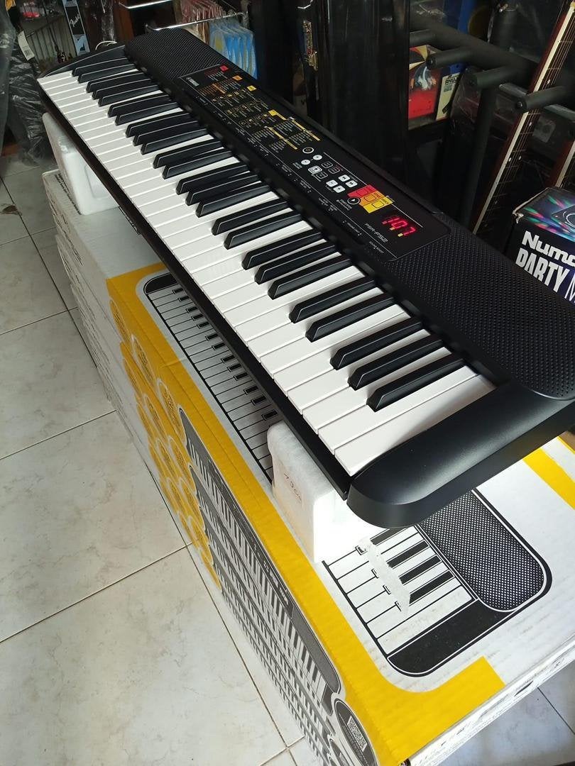 Piano yamaha psr-f52, Enlèvement, Neuf, 61 touches, Yamaha