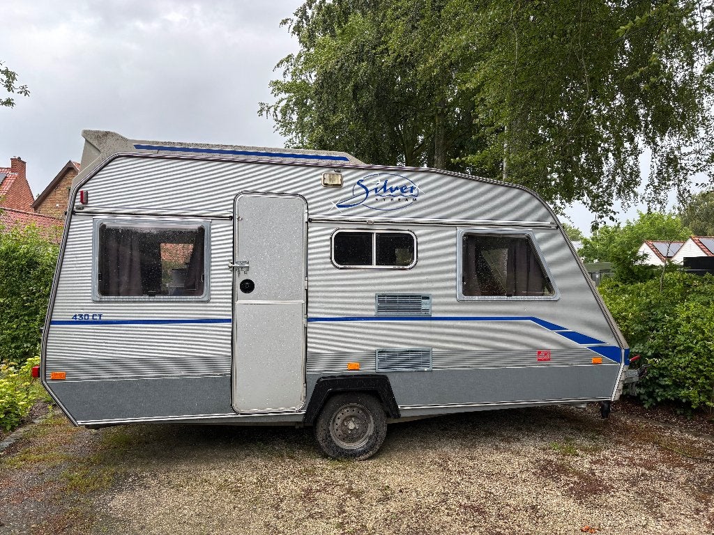 Caravan Beyerland Silverstream, Jusqu'à 4, 4 à 5 mètres, Coin salon convertible, 750 - 1000 kg
