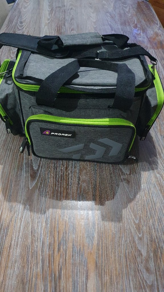 Sac de pêche Daiwa, Watersport en Boten, Hengelsport | Roofvissen, Ophalen, Zo goed als nieuw, Overige typen