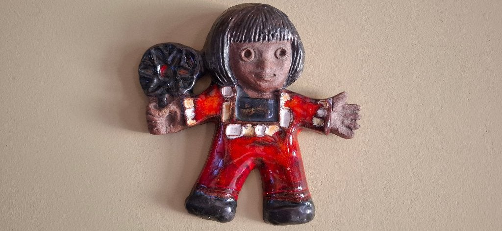 Vintage keramisch wandsculptuur " kind met bloem" - Perignem, Ophalen of Verzenden