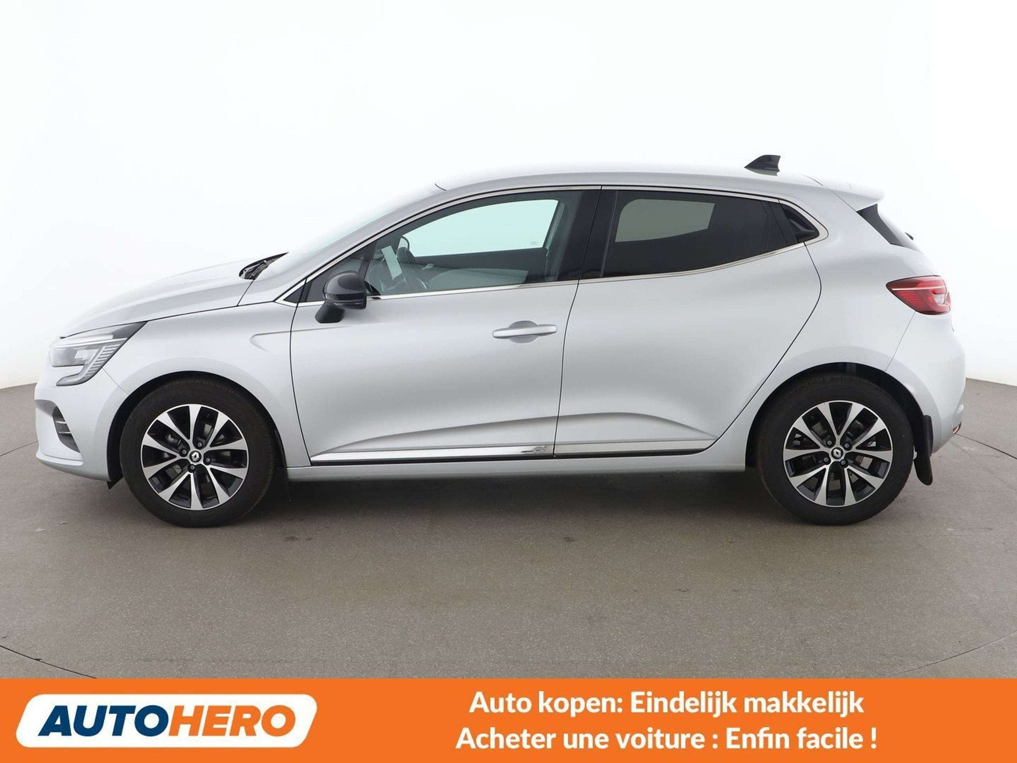 Renault Clio 1.0 TCe Techno (bj 2023), Auto's, Voorwielaandrijving, Stof, Gebruikt, 91 pk