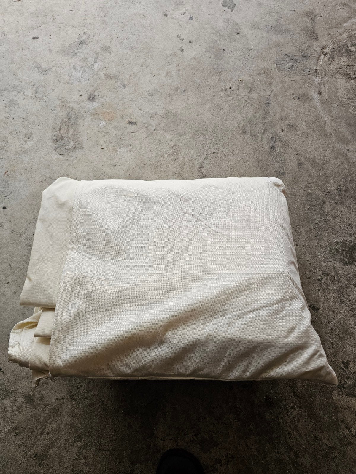 Schaduwdoek, Enlèvement