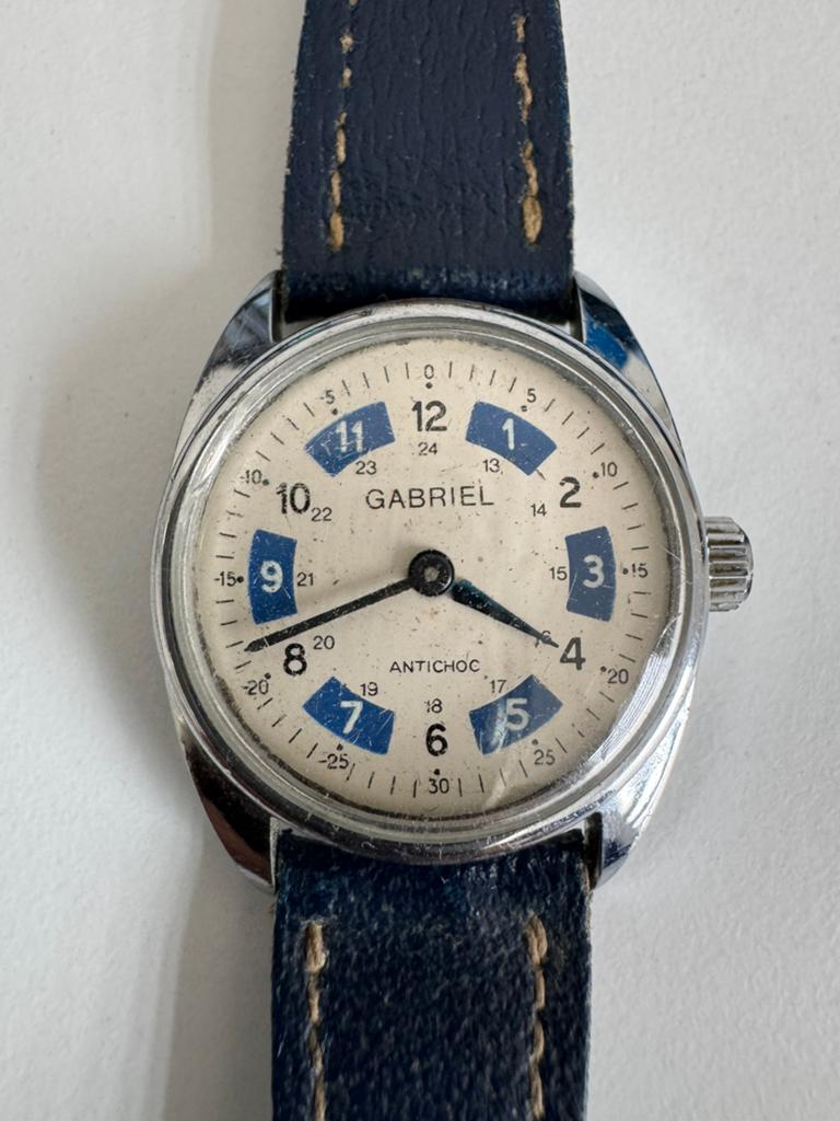 Montre Vintage Gabriel Antichoc – Mécanique – Look Rétro, Enlèvement ou Envoi
