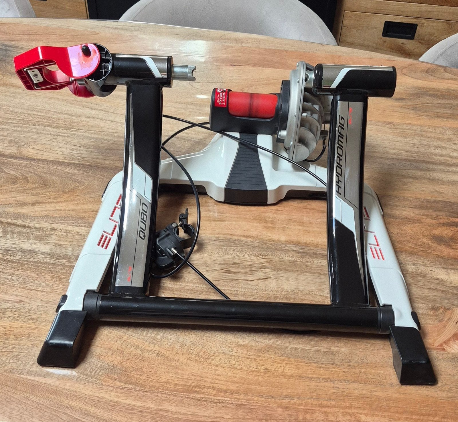 Home-trainer Elite Qubo HydroMag, Sport en Fitness, Wielrennen, Ophalen, Zo goed als nieuw, Overige typen
