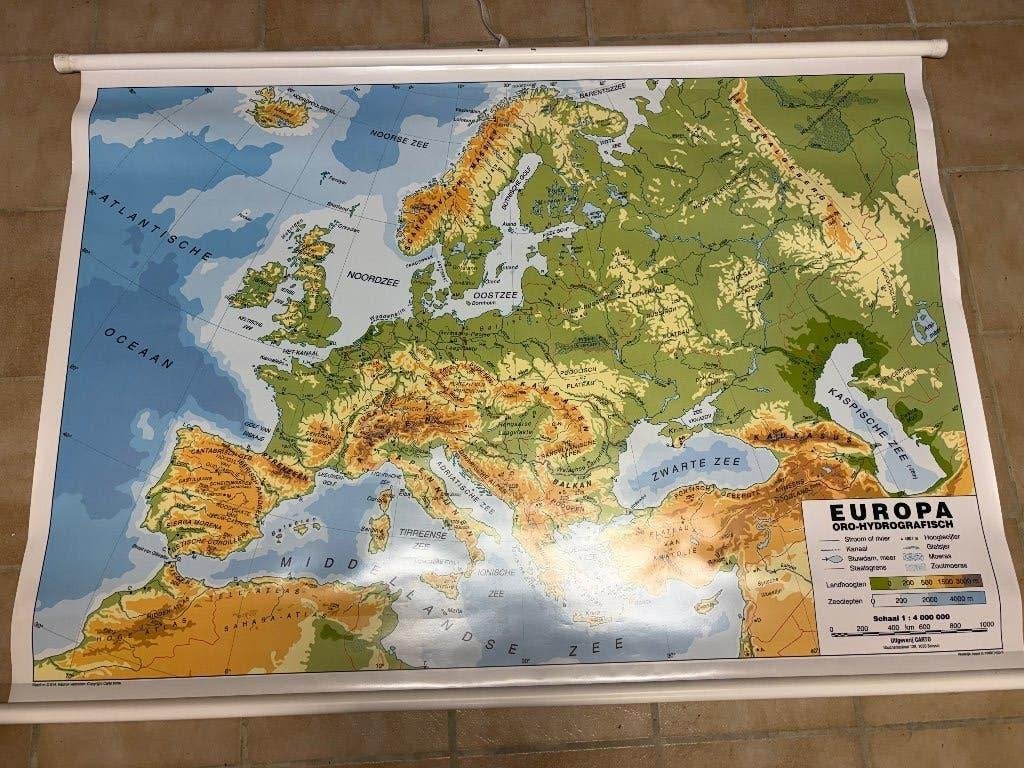 Degelijke reliëfkaart Europa, Ophalen of Verzenden, Aardrijkskunde