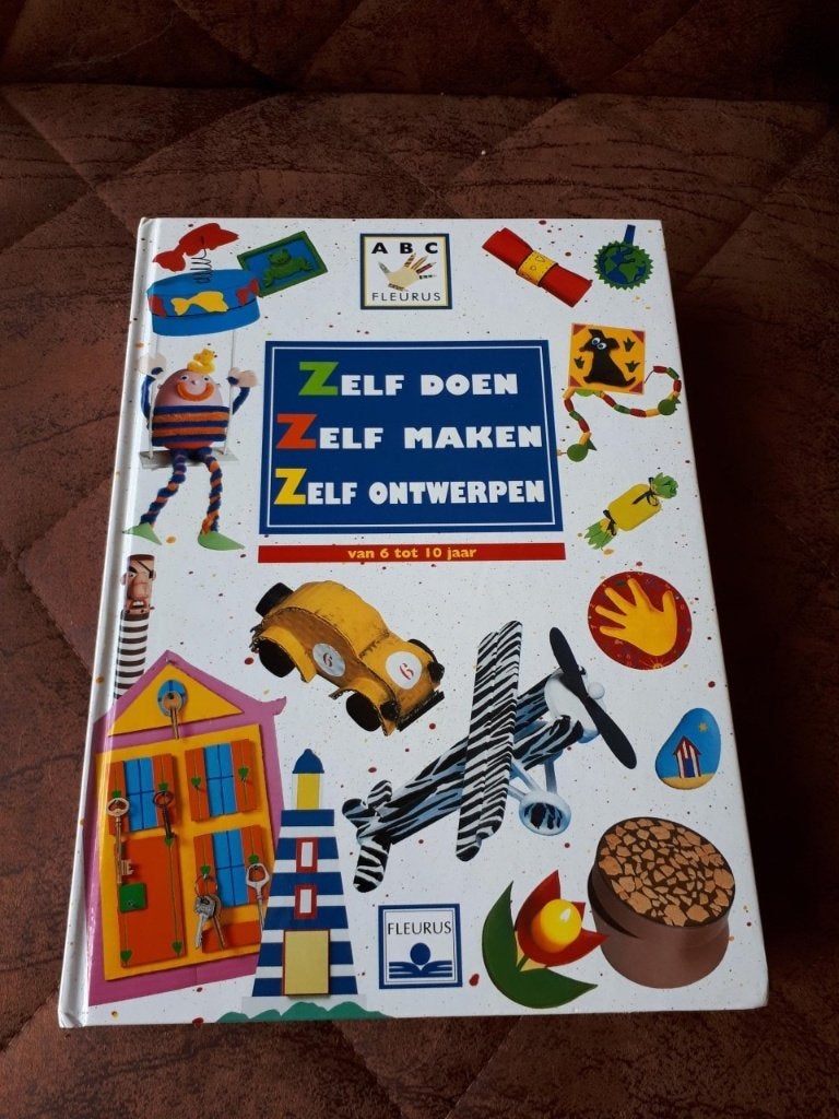 Knutselboek Zelf Doen - Zelf Maken - Zelf Ontwerpen (6-10j), Envoi, Comme neuf, Convient aux enfants