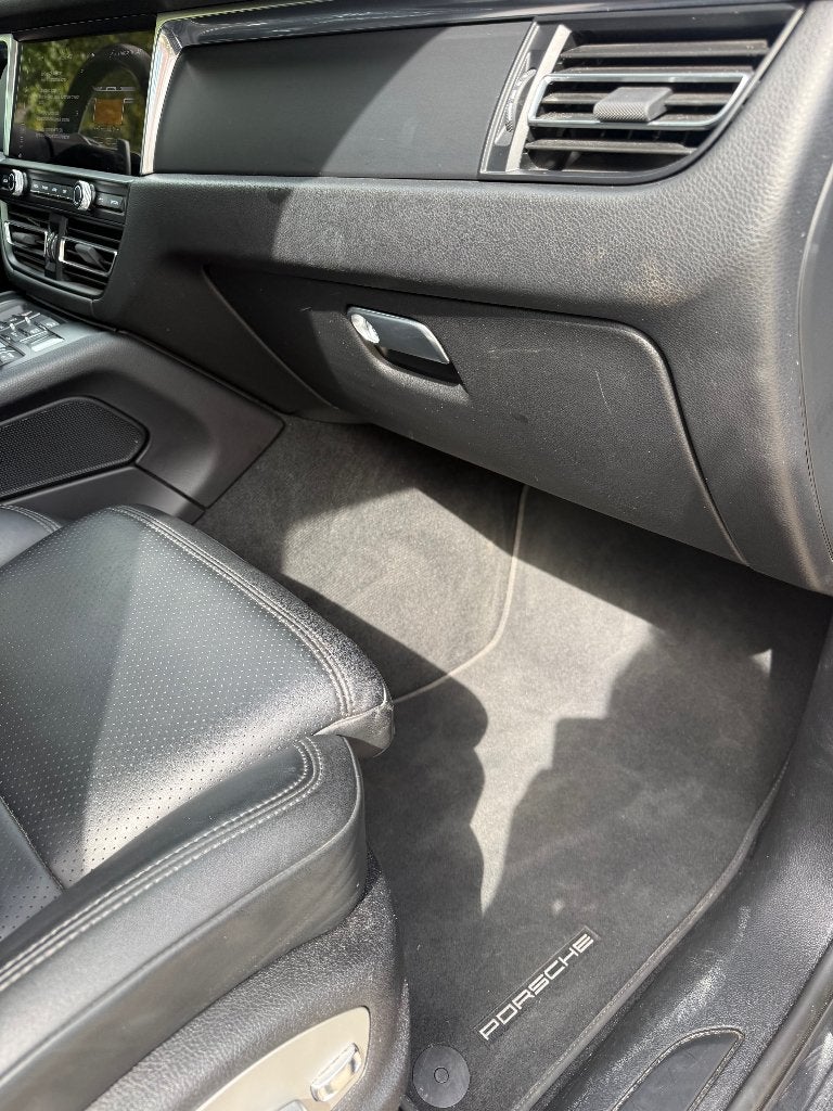 Porsche Macan, Autos, Achat, Entretenue par le concessionnaire, Noir, 5 portes