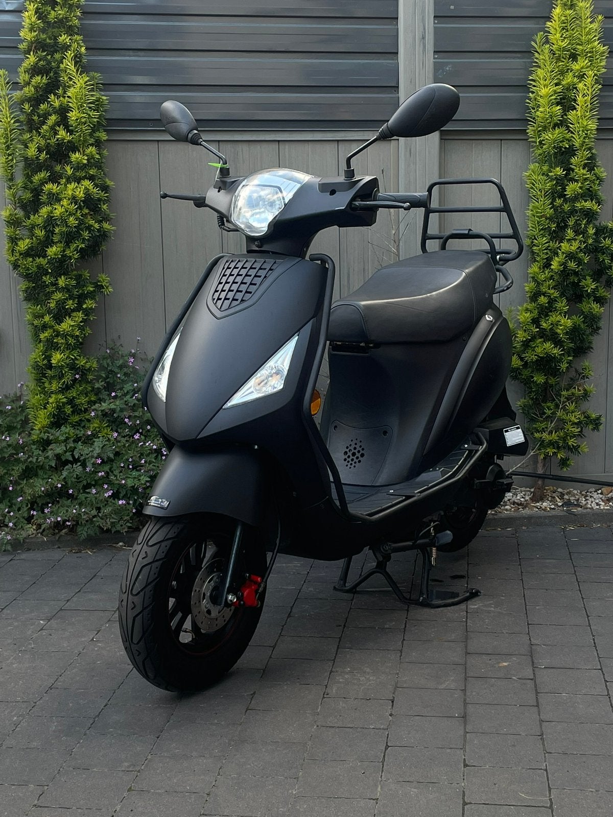Scooter | A Klasse | Bj2024 | 4.266km | Sport Line | Sp Look