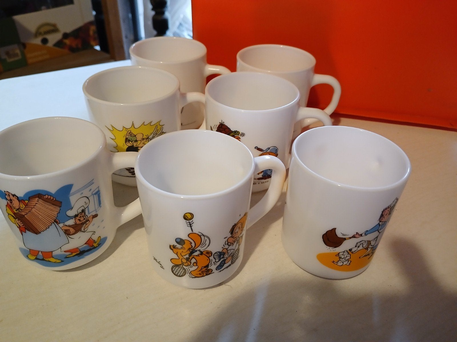 Lot van 7 verschillende tassen met diverse afbeeldingen, Ophalen of Verzenden
