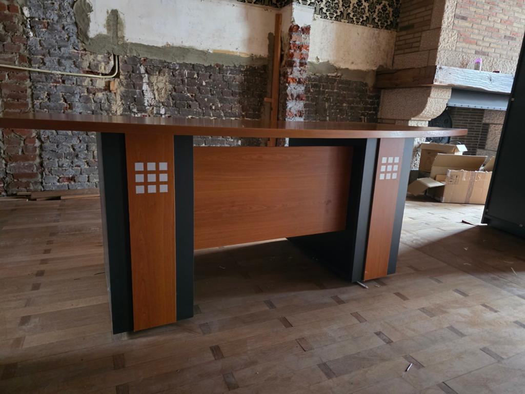 Bureau 180x100cm, Maison & Meubles, Enlèvement