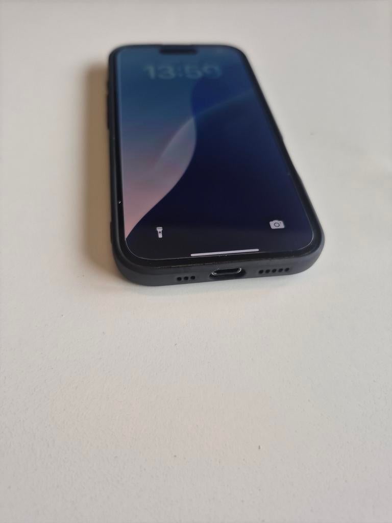 Iphone 16 128 GB in perfecte staat (batterij 98%), Telecommunicatie, Mobiele telefoons | Apple iPhone, Ophalen, 128 GB, Zwart