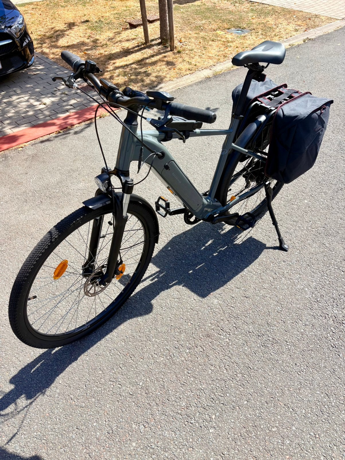 Rockrider, Fietsen en Brommers, Elektrische fietsen, Zo goed als nieuw, 59 cm of meer, 50 km per accu of meer, Ophalen